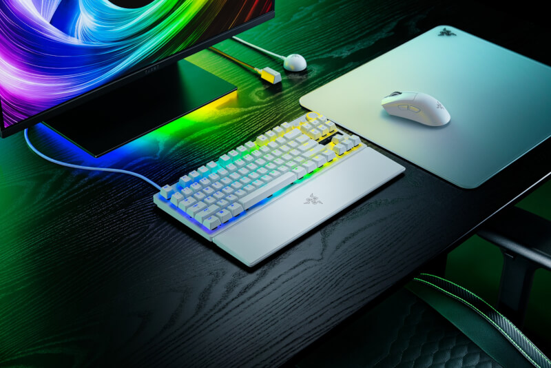Razer Huntsman v3 Pro Weiß.jpg